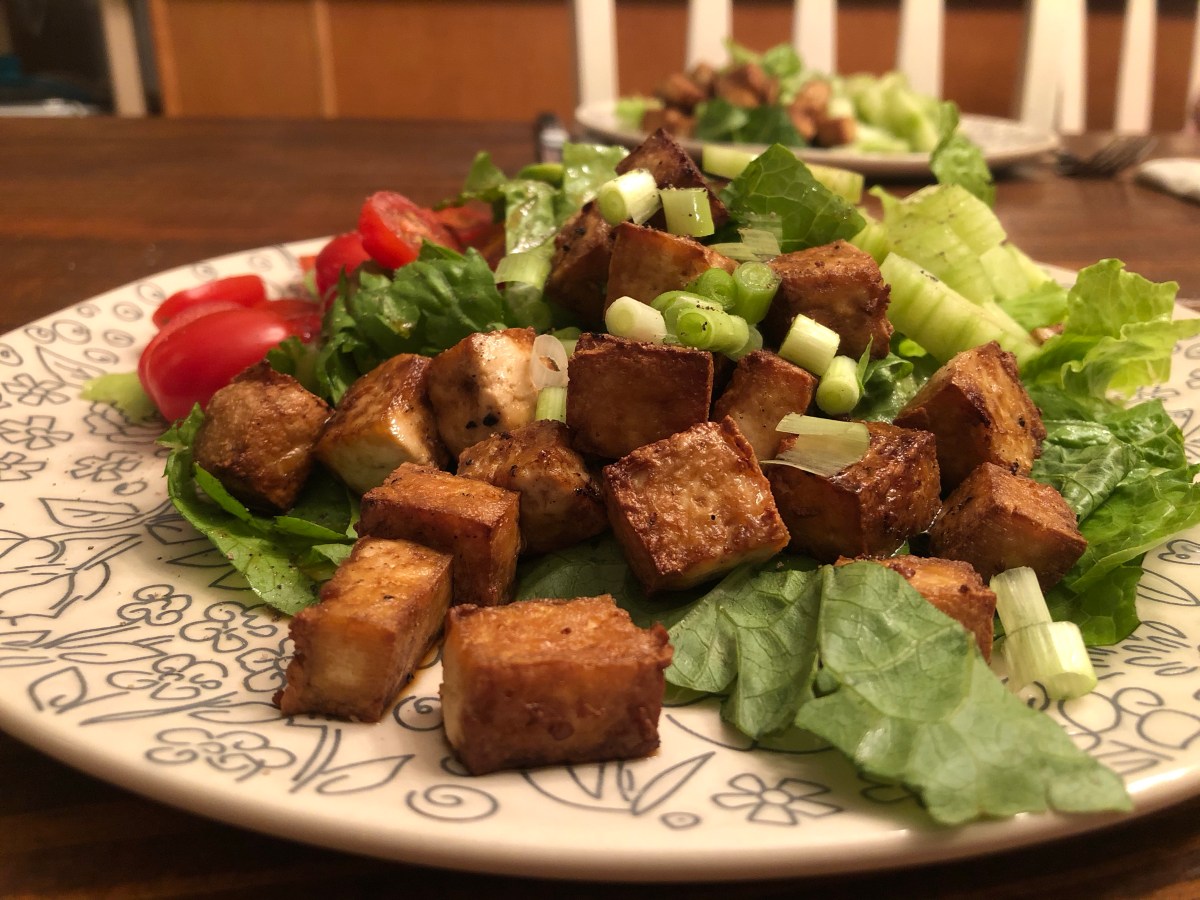 Crispy Tofu on Asian Inspired&nbsp;Salad