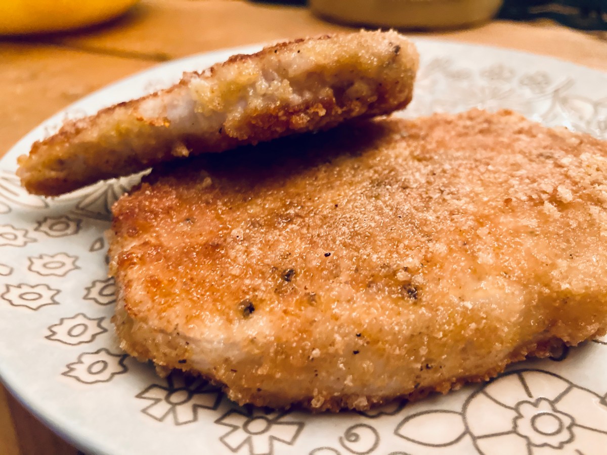 Crispy Pork Chops&nbsp;(Schnitzel)